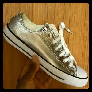 Silver converse